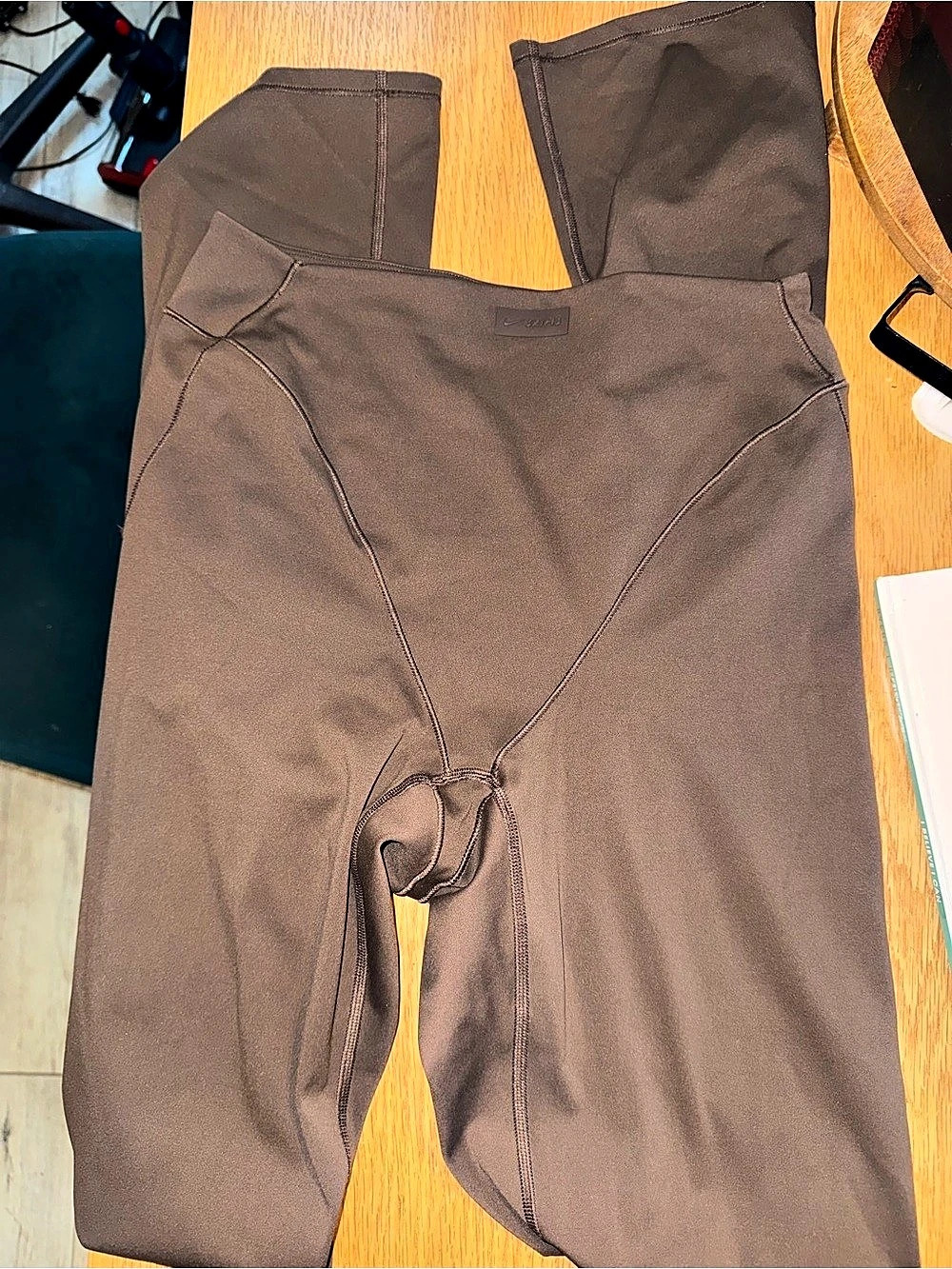 Nike Skims Matte Leggings